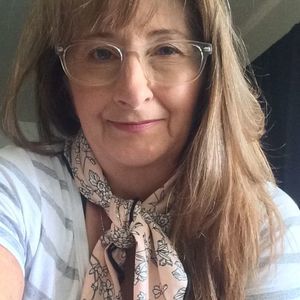 Meet your Posher, Brenda